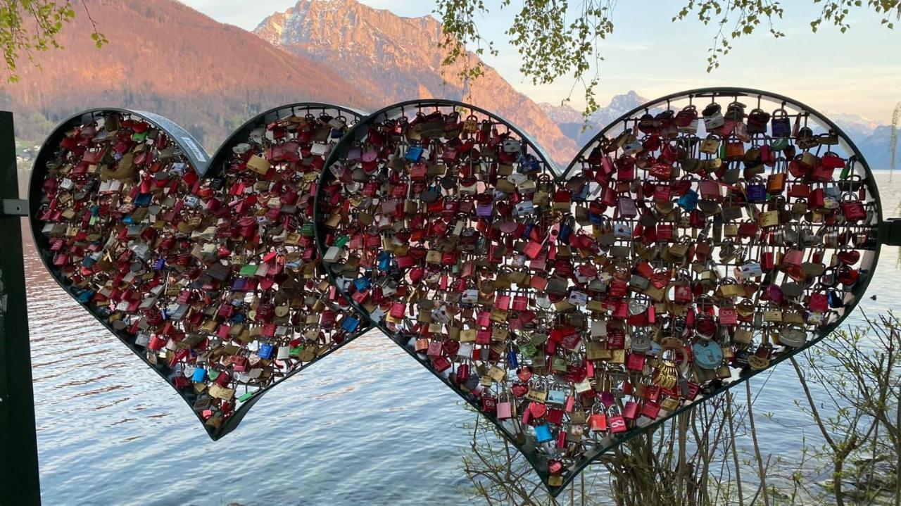 Ferienhaeuschen Am Traunsee Mit Tretboot Zur Freien Nutzung Am Badeplatz Altmünster المظهر الخارجي الصورة