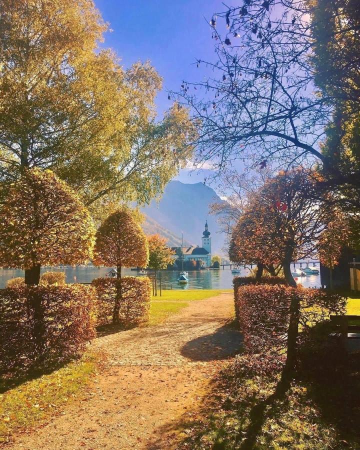 Ferienhaeuschen Am Traunsee Mit Tretboot Zur Freien Nutzung Am Badeplatz Altmünster المظهر الخارجي الصورة