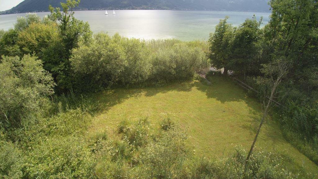 Ferienhaeuschen Am Traunsee Mit Tretboot Zur Freien Nutzung Am Badeplatz Altmünster المظهر الخارجي الصورة